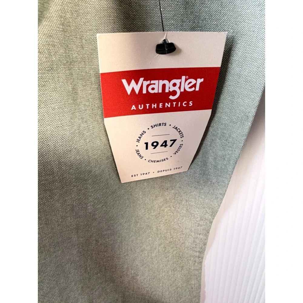 Wrangler Authentics Men's Short Sleeve Twill Button-Up Shirt XL Sage Green
